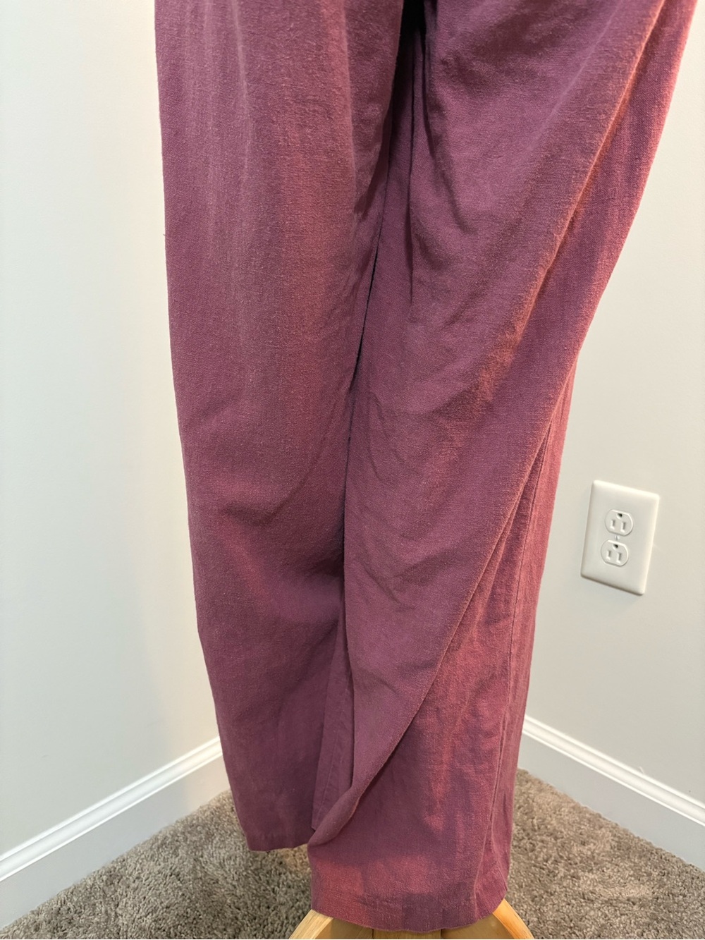 Relaxed Drawstring Pants - Picture 9 of 11